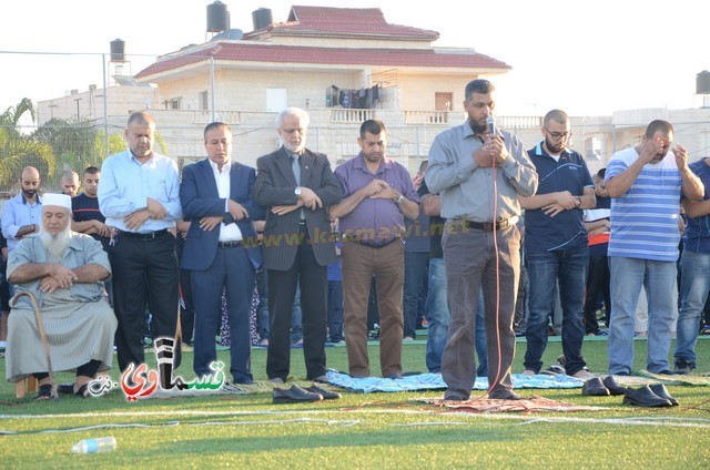  كفرقاسم - فيديو : جموع المصلين يؤدون صلاة عيد الفطر السعيد في المصلى  .. وساحة المصلى والمصلين اشتاقوا لكلمات المؤسس الشيخ عبدالله  الندية ..  